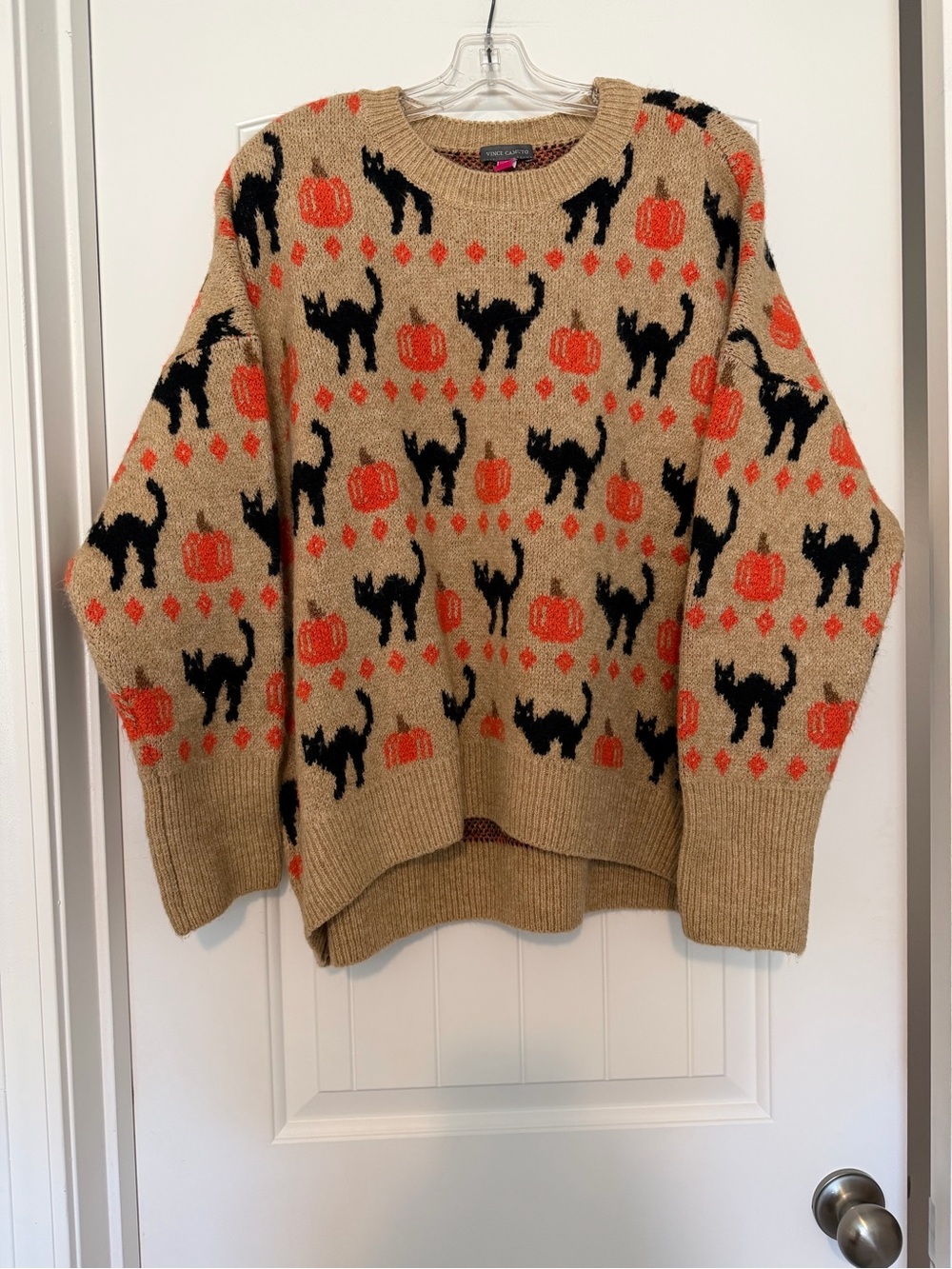 Vince Camuto Beige Crewneck Fall Halloween Sweater